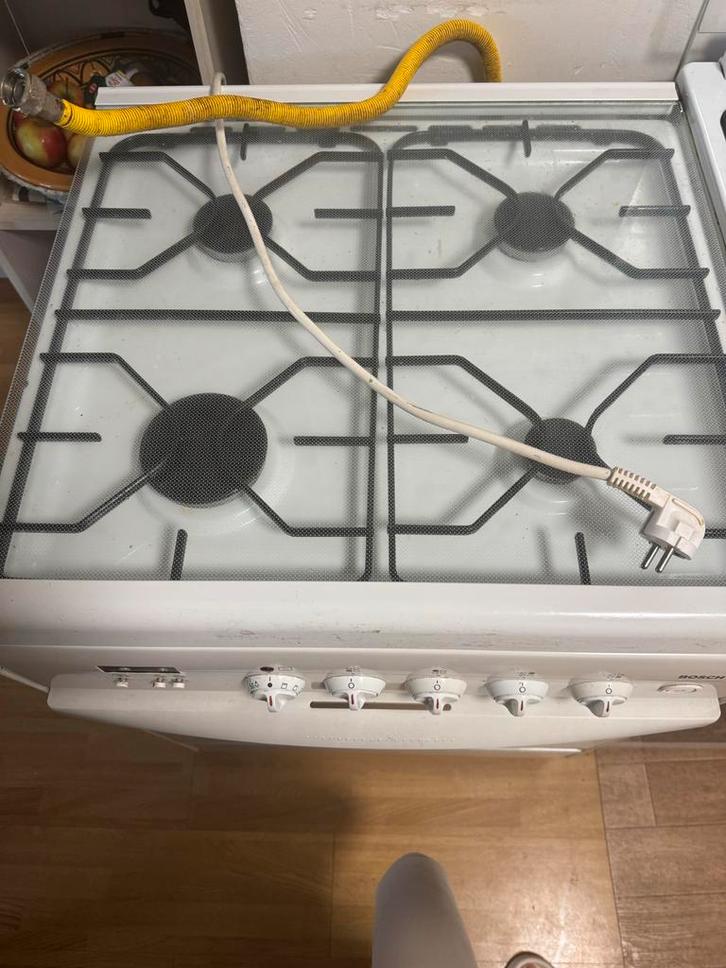 Gasfornuis - Goed Onderhouden!, Witgoed en Apparatuur, Fornuizen, Gebruikt, Vrijstaand, Gas, 4 kookzones, 85 tot 90 cm, 60 cm of meer