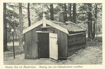 (701-104-027) Amsterdam Houten Hut beschikbaar voor biedingen