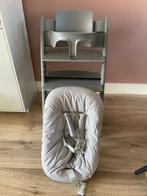 Stokke Tripp Trapp kinderstoel incl babyset en newbornset, Kinderen en Baby's, Kinderstoelen, Ophalen, Zo goed als nieuw, Meegroeistoel