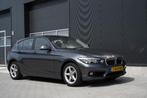 BMW 1-Serie 116i 109pk 2019 Grijs, Auto's, BMW, 1-Serie, 1280 kg, Zwart, USB