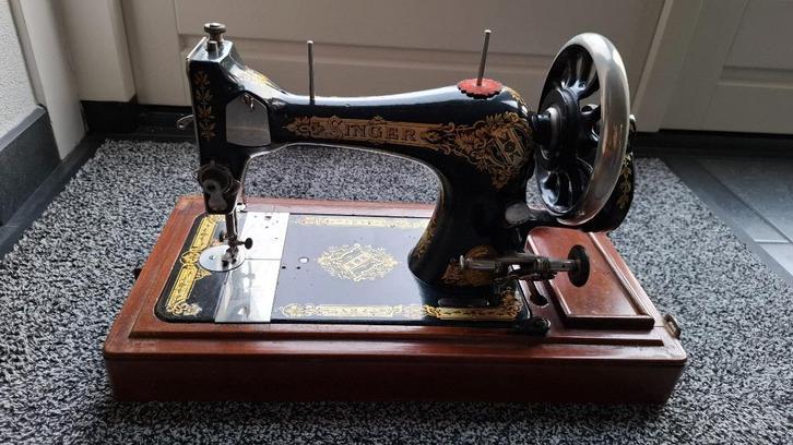 antieke Singer naaimachine, Antiek en Kunst, Antiek | Naaimachines, Ophalen of Verzenden