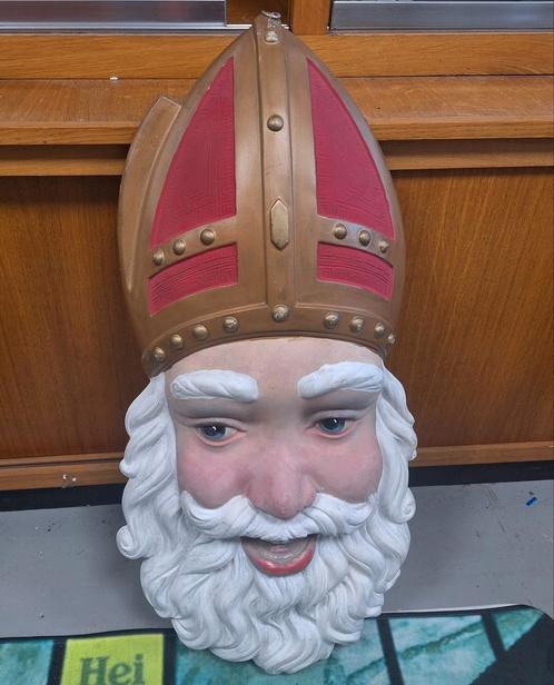 Zeer oud zwaar polyester sinterklaas etalage hoofd ca 80 cm, Diversen, Sinterklaas, Zo goed als nieuw, Ophalen of Verzenden