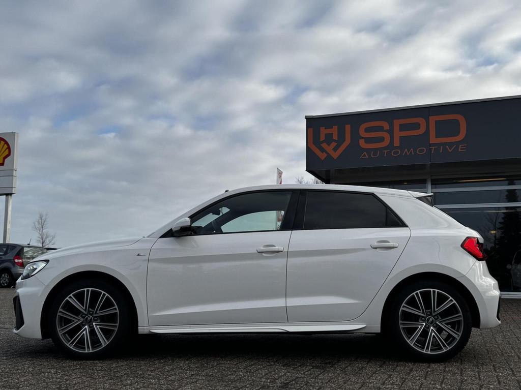 Audi A1 Sportback 25 TFSI S-Line|Virtual|LED|Carplay|5-drs, Auto's, Voorwielaandrijving, 95 pk, LED verlichting, Leder en Stof
