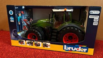 Bruder Fendt 1050 Vario met Monteur - Nieuw in doos! beschikbaar voor biedingen