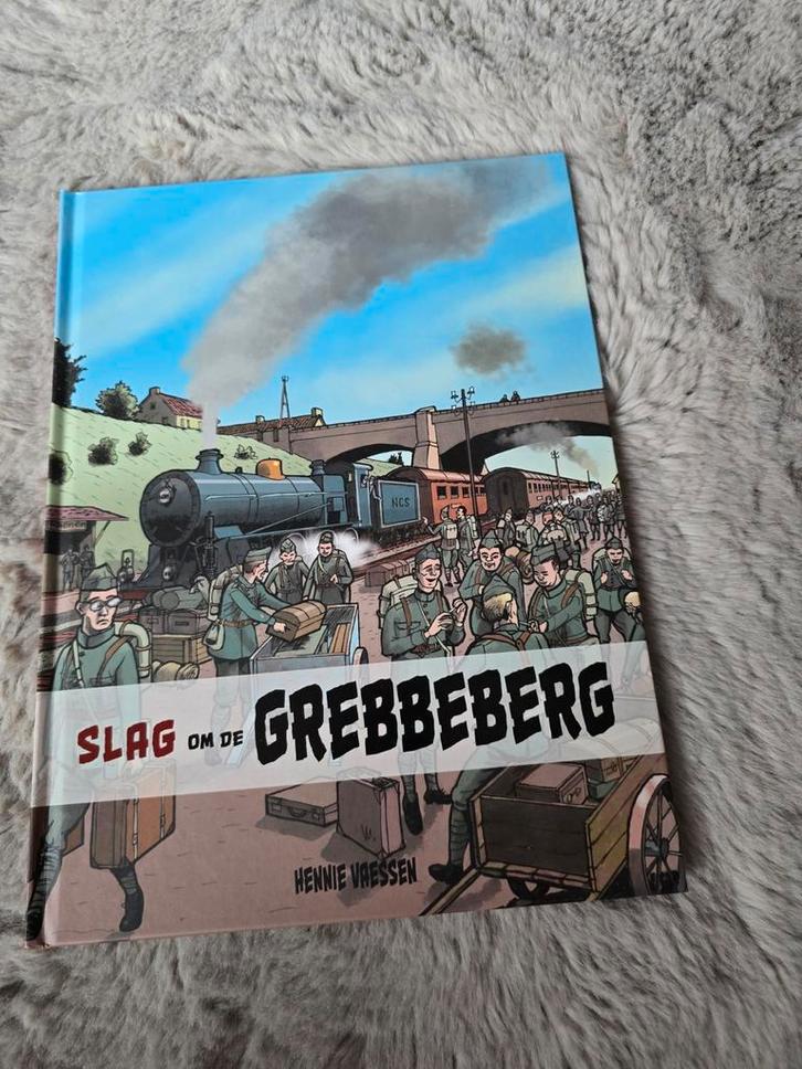 Slag om de Grebbeberg - Hennie Vreessen, Boeken, Oorlog en Militair, Zo goed als nieuw, Tweede Wereldoorlog, Ophalen of Verzenden
