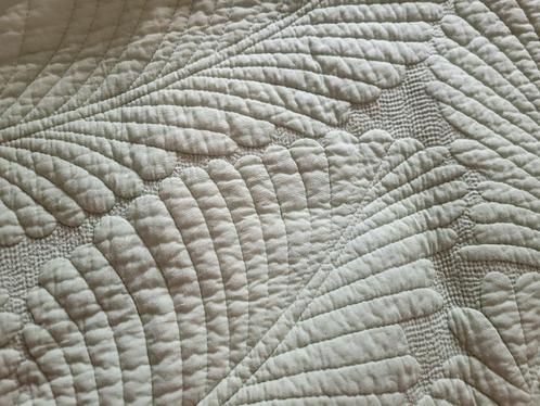 Nieuwe plaid, woondeken Clayre & Eef foto 1 t/m 4, Huis en Inrichting, Woonaccessoires | Plaids en Woondekens, Nieuw, Ophalen