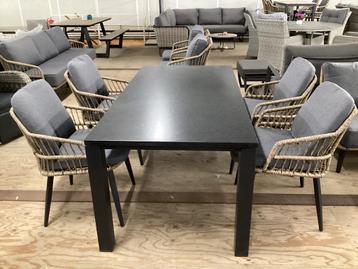 Diningset Graniettafel Diningstoel Tuinset Tuintafel Stoel  beschikbaar voor biedingen