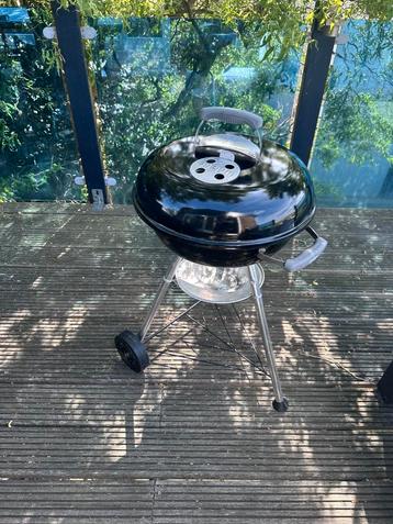 Weber barbecue met deksel – Ø 47 cm – zwart beschikbaar voor biedingen