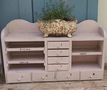 oud brocante schappen/ ladekastje beschikbaar voor biedingen