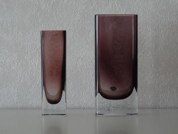 Blokvaas Åseda Glasbruk Sweden en Sea Glasbruk Kosta Sweden beschikbaar voor biedingen