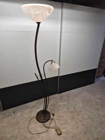 T.e.a.b. Vintage staande lamp beschikbaar voor biedingen