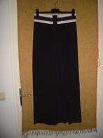 Prachtige zwarte lange rok merk sisley mt L,NIEUWSTAAT, Kleding | Dames, Maat 42/44 (L), Onder de knie, Zo goed als nieuw, Zwart
