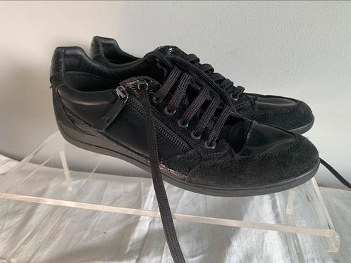 Zo goed als nieuwe zwarte dames Geox sneakers, maat 41, Kleding | Dames, Schoenen, Zo goed als nieuw, Sneakers of Gympen, Zwart