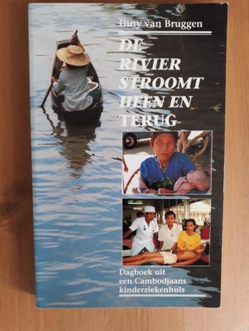 De rivier stroomt heen en terug  beschikbaar voor biedingen