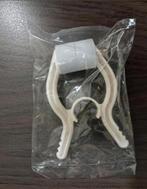 19 nieuwe neusklemmen voor spirometrie, Ophalen