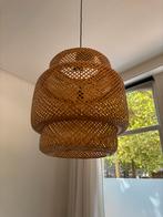 Rotan hanglamp IKEA met led lamp peer, Huis en Inrichting, Lampen | Hanglampen, Ophalen of Verzenden, Zo goed als nieuw, Overige materialen