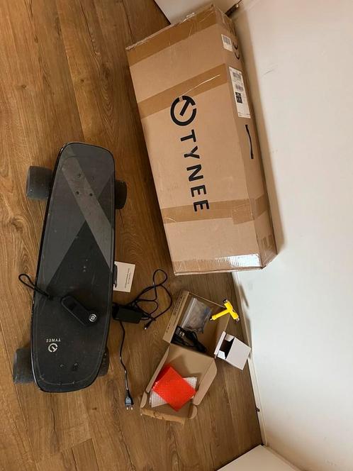 Tynee mini 3 SL electrisch skateboard, Sport en Fitness, Skateboarden, Zo goed als nieuw, Skateboard, Ophalen