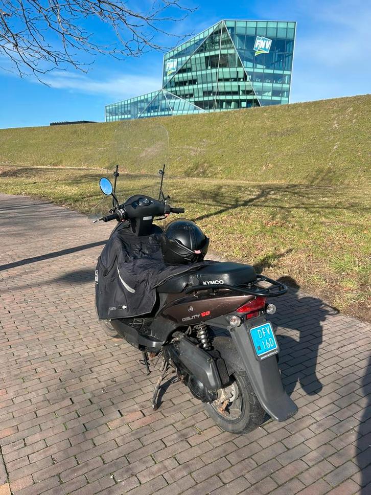 Kymco agility 50, Fietsen en Brommers, Scooters | Kymco, Zo goed als nieuw, Agility, Maximaal 25 km/u, Benzine, Ophalen
