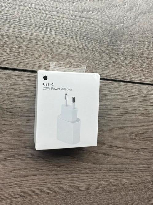 Apple USB C 20W power adapter nieuw in verpakking, Telecommunicatie, Mobiele telefoons | Telefoon-opladers, Nieuw, Apple iPhone