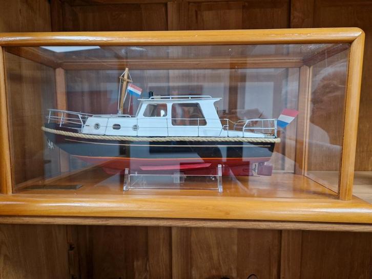 Scheepsmodel Ijlster Vlet  in Vitrinekast, Antiek en Kunst, Curiosa en Brocante, Ophalen