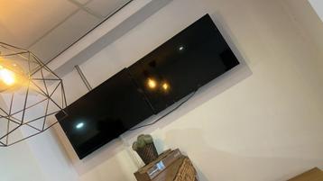 2 Gebruikte TV's voor Restaurant Menu beschikbaar voor biedingen