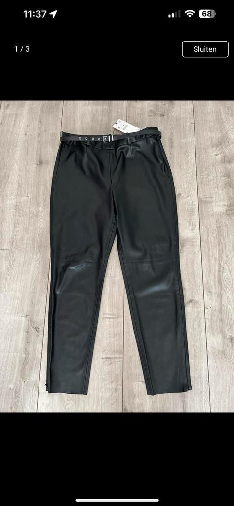 Zara kunstleren legging / broek met riem nieuw, Kleding | Dames, Broeken en Pantalons, Nieuw, Maat 42/44 (L), Zwart, Lang, Ophalen of Verzenden