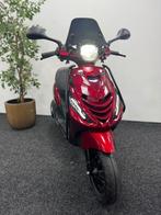Piaggio Zip | Candy Red | Nieuwstaat, Fietsen en Brommers, Scooters | Piaggio, Ophalen, Maximaal 45 km/u, Zip, Zo goed als nieuw