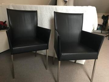 Bert Plantagie Arc-E zwart leer, 2 stuks, samen €199 beschikbaar voor biedingen