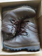 Nieuwe Bergschoenen van het merk Alt berg, Sport en Fitness, Ophalen of Verzenden, Nieuw, Schoenen