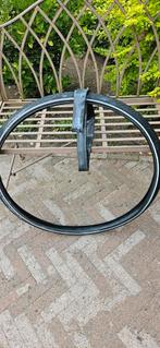 CST binnen - en buiten fietsband, 28 x 1 1/2,  als NIEUW, Ophalen, Band, Algemeen, Zo goed als nieuw