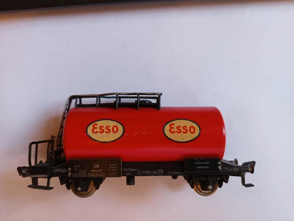 Fleishmann 1475E Esso tank wagon, Hobby en Vrije tijd, Modeltreinen | H0, Wagon, Gelijkstroom, Fleischmann, Ophalen of Verzenden