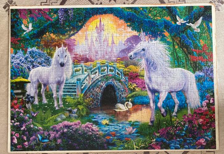 500 XL puzzel Eurographics - Unicorns in Fairy Land, Hobby en Vrije tijd, Denksport en Puzzels, Gebruikt, Legpuzzel, 500 t/m 1500 stukjes
