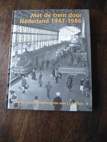 Met de trein door Nederland 1947-1986 beschikbaar voor biedingen