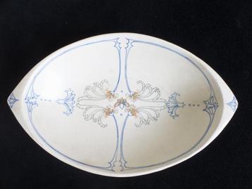 Grote Arnhem schaal met Vlinder en lineaire decoratie 37 cm  beschikbaar voor biedingen