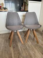 Twee eetkamer stoelen, Huis en Inrichting, Stoelen, Ophalen of Verzenden, Zo goed als nieuw, Twee