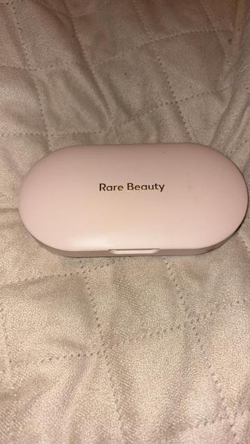 Rare Beauty Blot & Glow Touch Up Kit beschikbaar voor biedingen