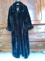 Imitatie bontmantel, Ophalen of Verzenden, Zo goed als nieuw, Maat 42/44 (L), Zwart