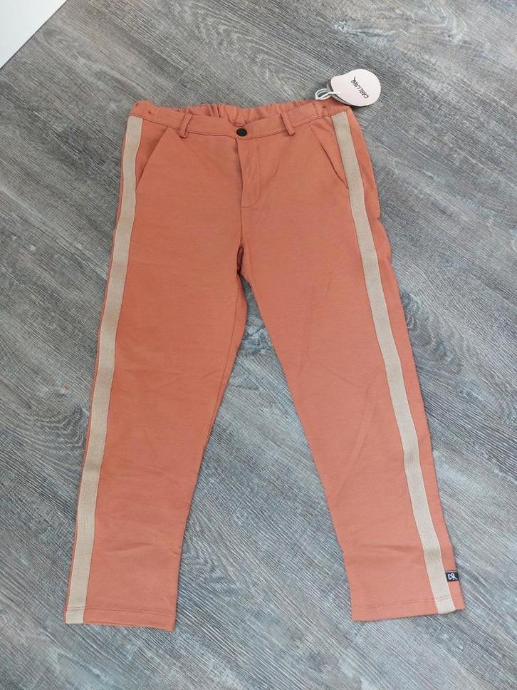 NIEUW  CarlijnQ chino labelmaat 146/152 draagmaat 134/140, Kinderen en Baby's, Kinderkleding | Maat 116, Nieuw, Jongen of Meisje