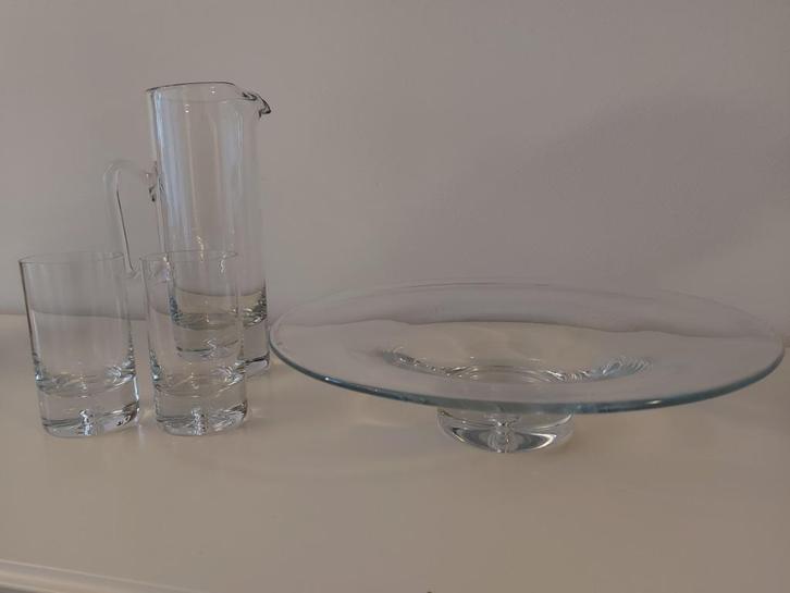 Set glaswerk 1 kan, 2 glazen een een schaal zgan, Huis en Inrichting, Woonaccessoires | Overige, Zo goed als nieuw, Ophalen