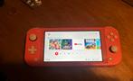 Nintendo Switch Lite Roze + Mario Kart 8 Deluxe, Spelcomputers en Games, Games | Nintendo Switch, 1 speler, Racen en Vliegen, Eén computer