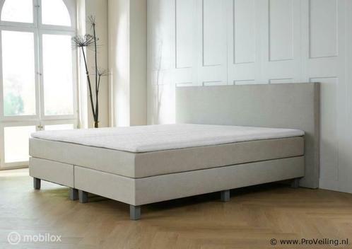 Online Veiling: Boxspring Malage afmeting 140 x 200, Beige, Huis en Inrichting, Slaapkamer | Boxsprings, Nieuw