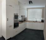 Mooie hoekkeuken  met apparatuur 331 x259, Huis en Inrichting, Keuken | Complete keukens, Ophalen of Verzenden, Gebruikt, Hoekkeuken