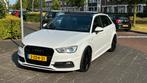 Audi A3 1.4TFSI G-tron 3x S line 2014 Wit Pano 19inch, 4 cilinders, 96 €/maand, Wit, Origineel Nederlands