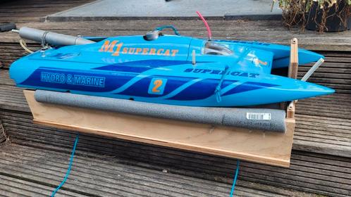 1 meter lange supercat met nitro motor inruil sleepboot moge, Hobby en Vrije tijd, Modelbouw | Boten en Schepen, Gebruikt, Overige merken