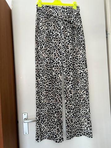 Dames straight leg broek merk Liz Devy maat 40/42 beschikbaar voor biedingen