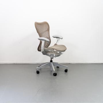 3 Herman Miller bureaustoel Mirra 2 Grijs Wit Bruin beschikbaar voor biedingen