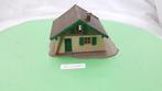 Pola H0 520 bergchalet gevel met hout betimmering 1961, Hobby en Vrije tijd, Modeltreinen | H0, Overige merken, Gelijkstroom of Wisselstroom