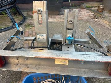 Twinny Load Fietsendrager beschikbaar voor biedingen