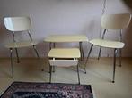 Vintage retro Formica stoelen (2), tafel en ladekastje, Huis en Inrichting, Ophalen, Zo goed als nieuw, Twee