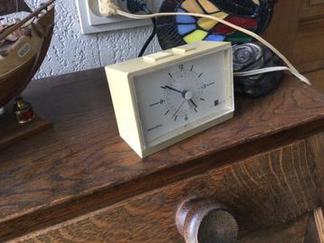 Remington retro wekker S81 S80 electrische wekker uniek beschikbaar voor biedingen